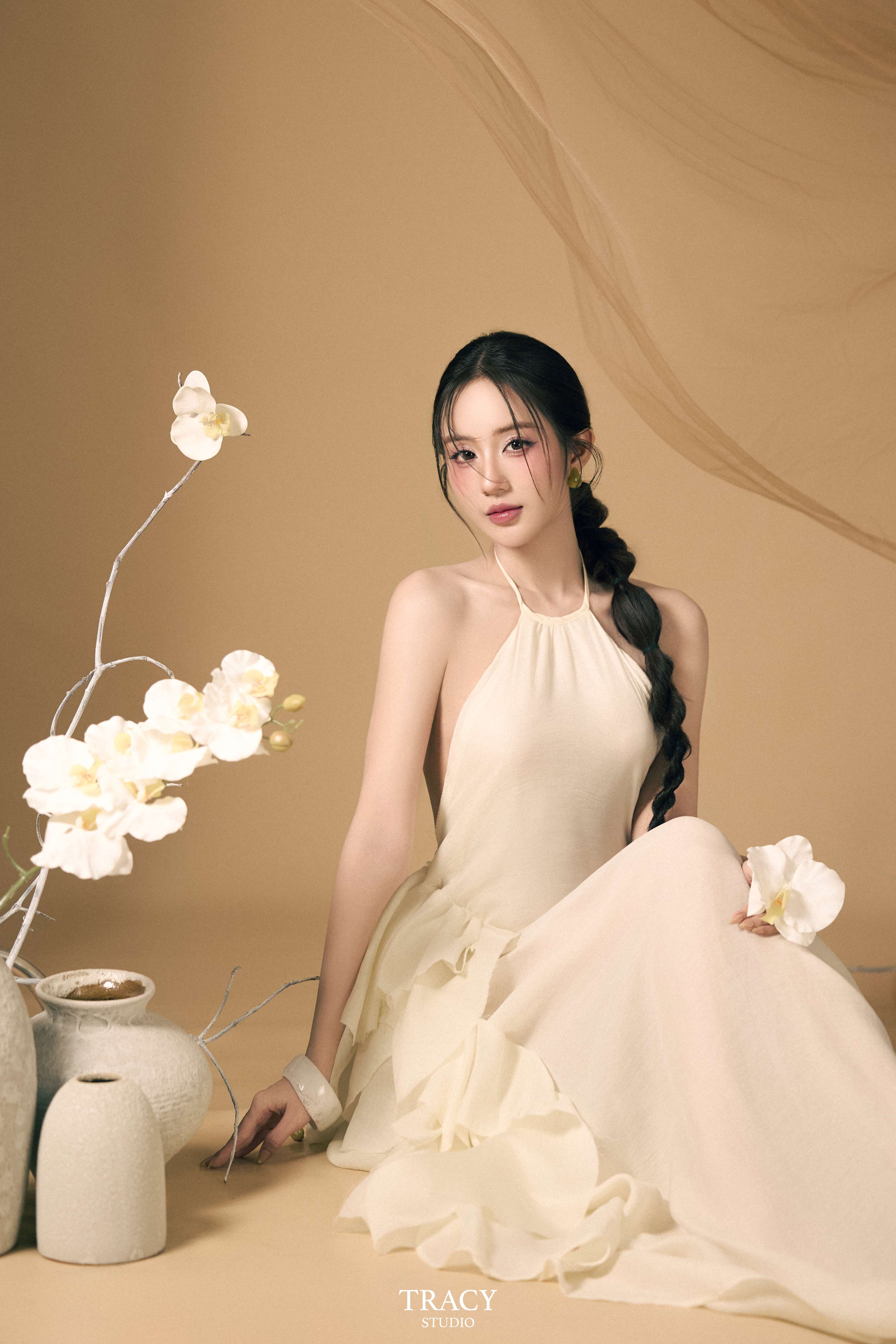 frontend/img/gallery/anh-tet-yem-ao-dai/tracy-studio-chup-concept-yem-tet-van-khe (10).jpg